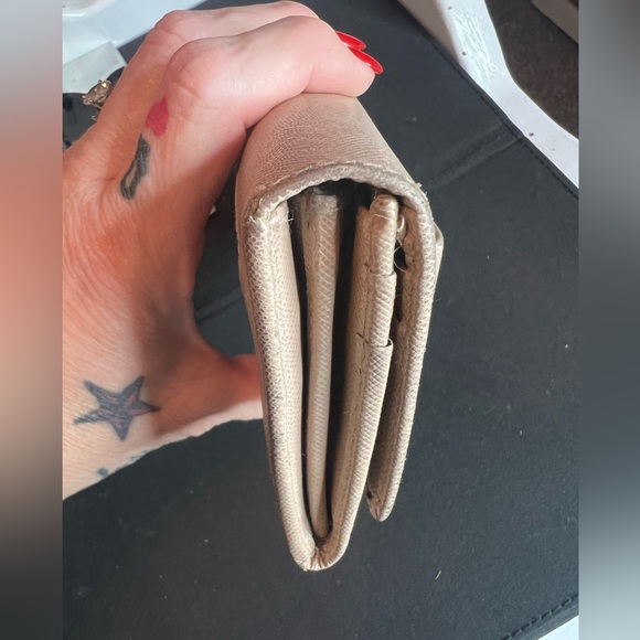 Prada wallet - Picture 10 of 15